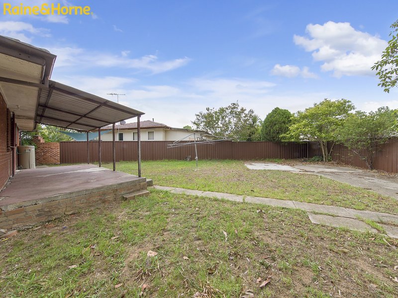 Photo - 9 Parkes Crescent, Blackett NSW 2770 - Image 7