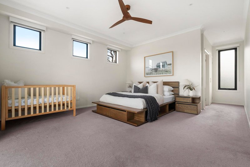 Photo - 9 Parkside Crescent, Seaholme VIC 3018 - Image 8