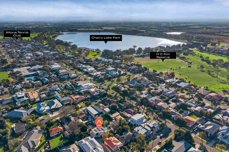 Photo - 9 Parkside Crescent, Seaholme VIC 3018 - Image 13