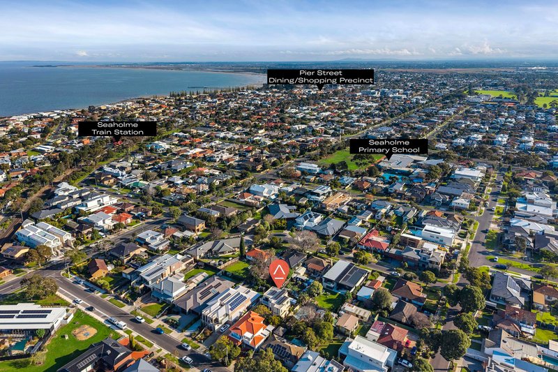 Photo - 9 Parkside Crescent, Seaholme VIC 3018 - Image 14