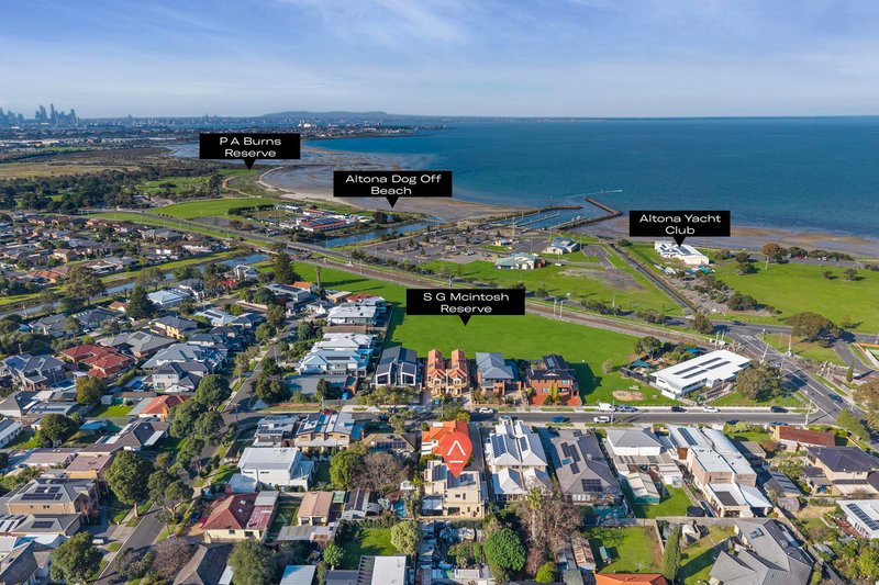 Photo - 9 Parkside Crescent, Seaholme VIC 3018 - Image 15