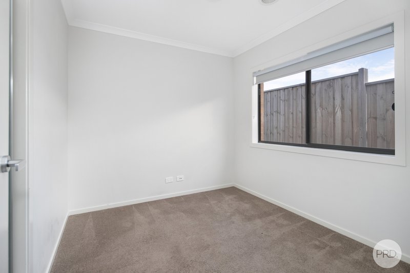 Photo - 9 Patriot Crescent, Smythes Creek VIC 3351 - Image 11