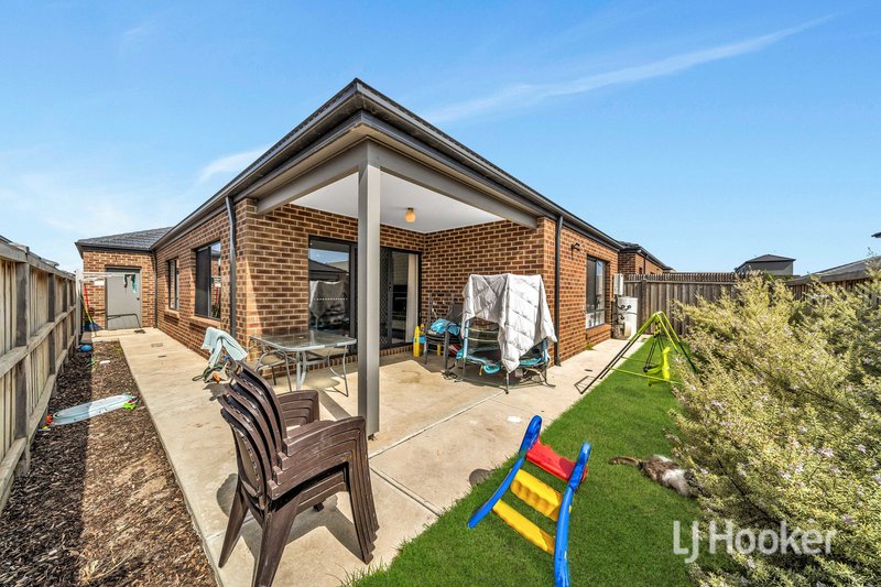 Photo - 9 Pavey Street, Tarneit VIC 3029 - Image 14