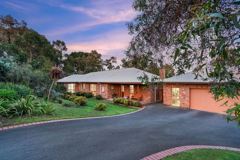 Photo - 9 Peach Grove, Tyabb VIC 3913 - Image 2