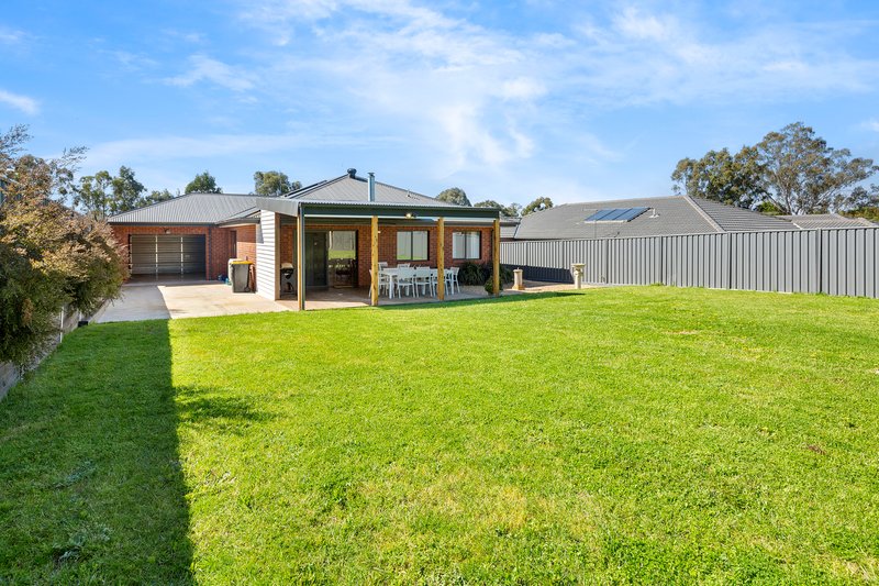 Photo - 9 Peak Court, Mansfield VIC 3722 - Image 3