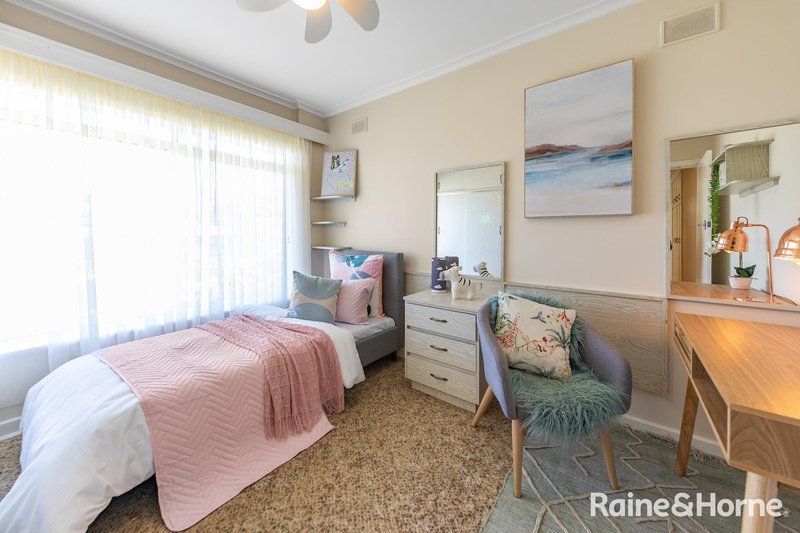 Photo - 9 Pedro Avenue, Morphett Vale SA 5162 - Image 6