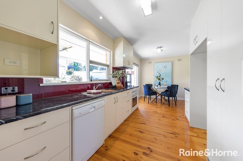 Photo - 9 Pedro Avenue, Morphett Vale SA 5162 - Image 11