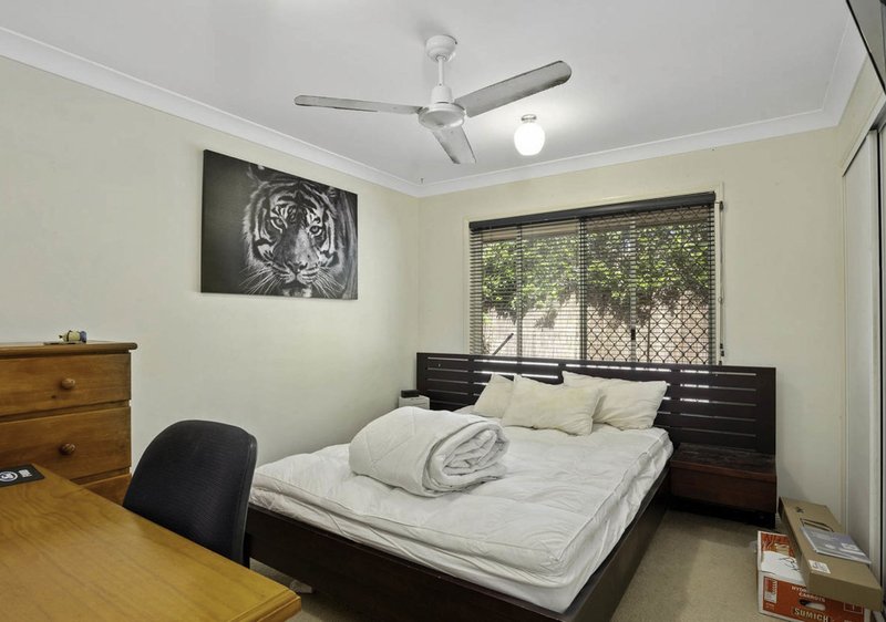 Photo - 9 Pelewan Court, Tanah Merah QLD 4128 - Image 9