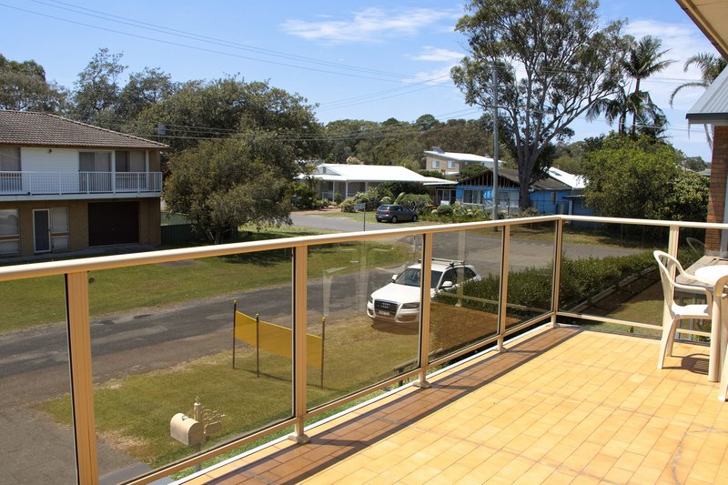 Photo - 9 Pelican Avenue, Hawks Nest NSW 2324 - Image 7