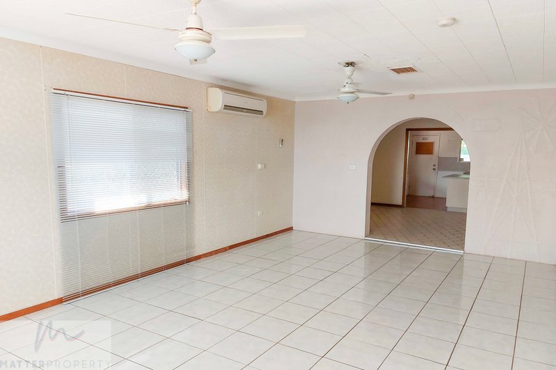 Photo - 9 Pelican Road, Mount Isa QLD 4825 - Image 4