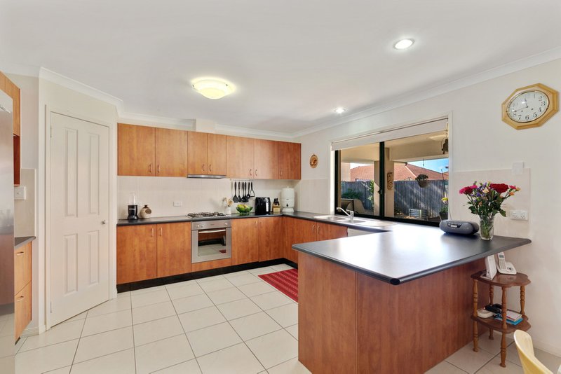 Photo - 9 Pembroke Crescent, Sippy Downs QLD 4556 - Image 3