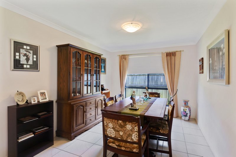 Photo - 9 Pembroke Crescent, Sippy Downs QLD 4556 - Image 4