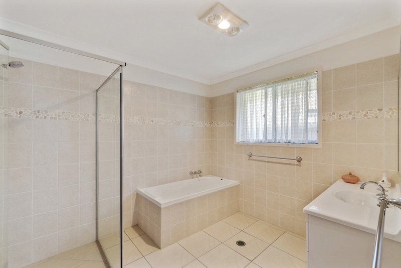 Photo - 9 Pembroke Crescent, Sippy Downs QLD 4556 - Image 13