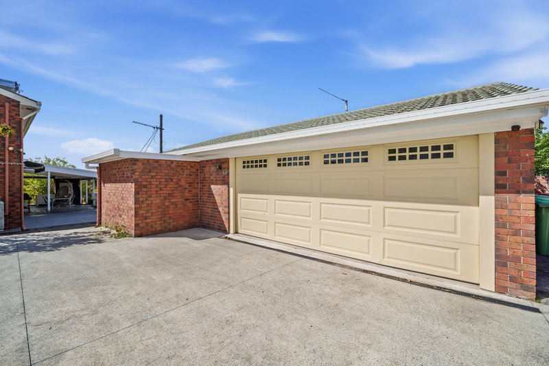 Photo - 9 Penamber Court, Benowa QLD 4217 - Image 31
