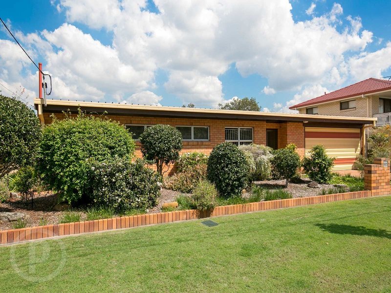 9 Penaton Street, Corinda QLD 4075