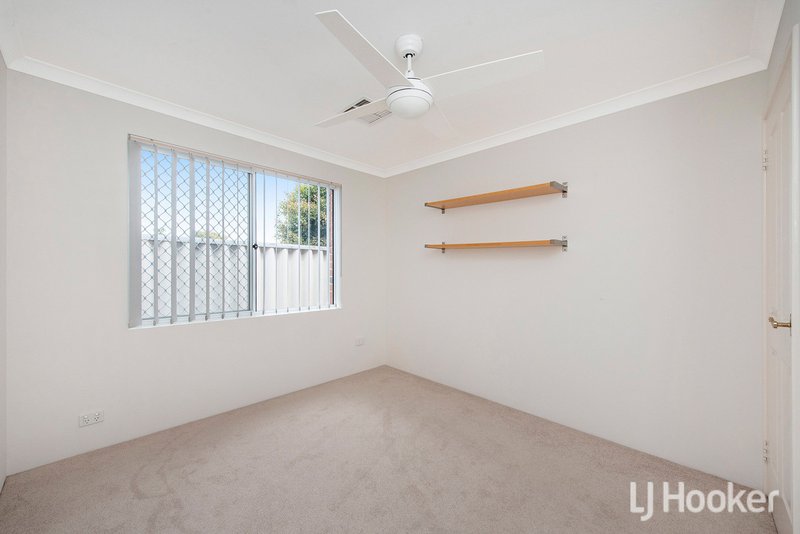 Photo - 9 Penda Close, Halls Head WA 6210 - Image 13