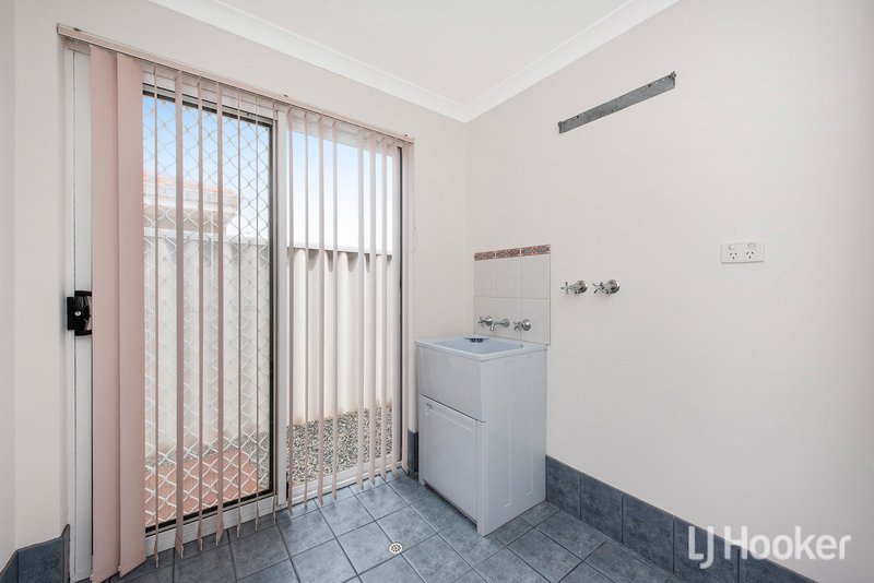 Photo - 9 Penda Close, Halls Head WA 6210 - Image 17