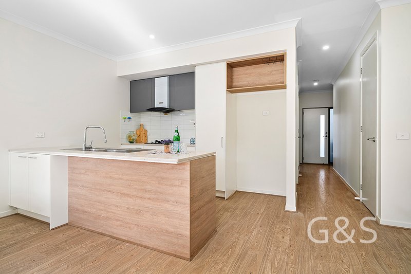 Photo - 9 Pennyroyal Avenue, Truganina VIC 3029 - Image 3