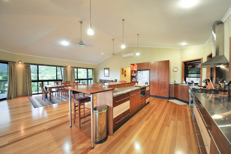 Photo - 9 Pepperberry Lane, Cannon Valley QLD 4800 - Image 11