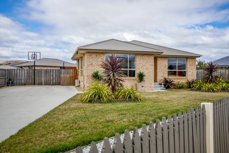 9 Peronne Court, Brighton TAS 7030