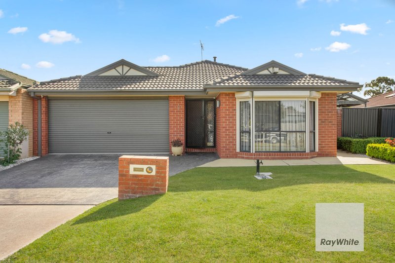 9 Perret Walk, Sydenham VIC 3037