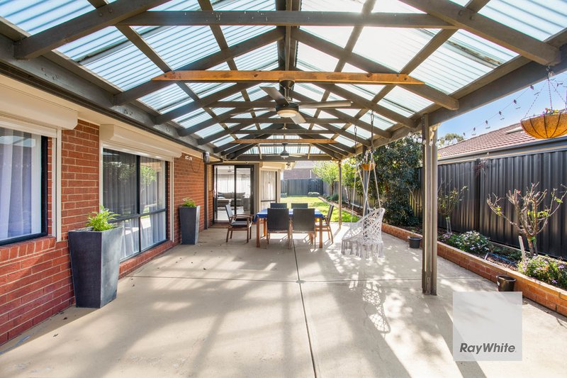 Photo - 9 Perret Walk, Sydenham VIC 3037 - Image 7