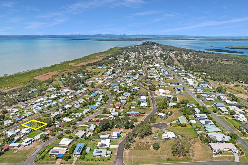 Photo - 9 Petrel Avenue, River Heads QLD 4655 - Image 2