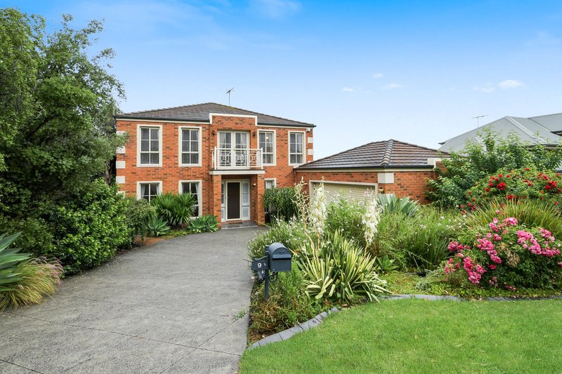 9 Pheasant Court, Berwick VIC 3806