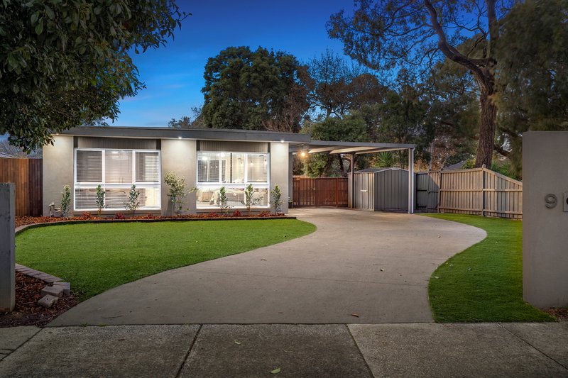 9 Philip Road, Knoxfield VIC 3180