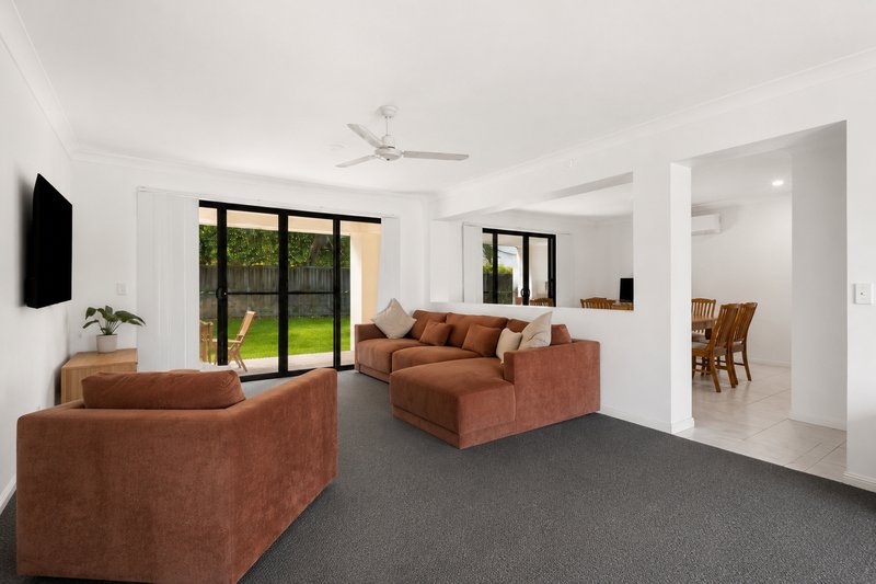 Photo - 9 Picabeen Close, Robina QLD 4226 - Image 9