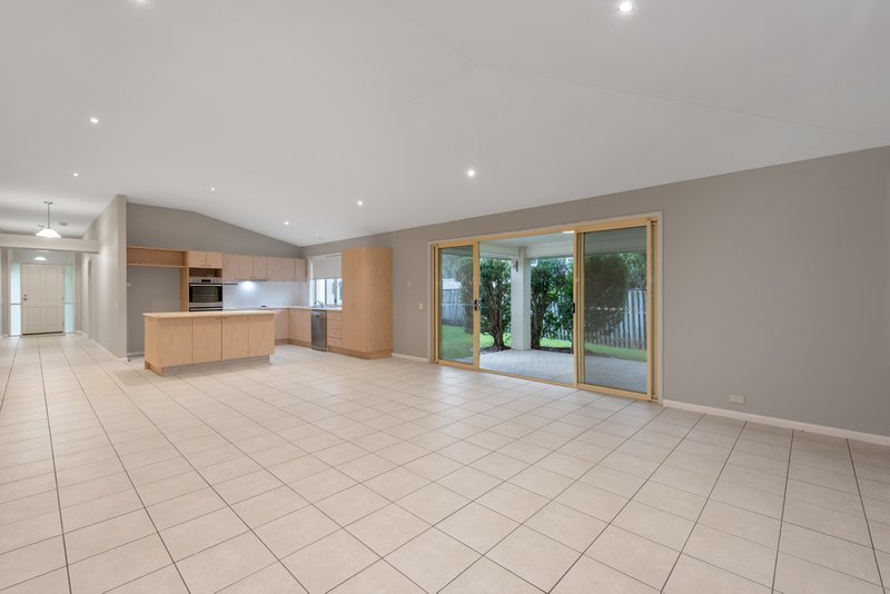 Photo - 9 Piccolo Street, Coomera Waters QLD 4209 - Image 5