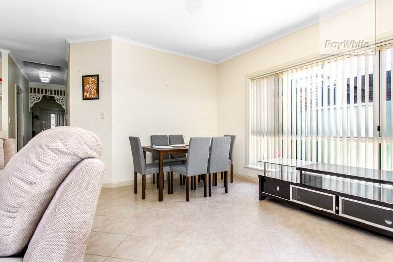 Photo - 9 Pillie Crescent, Mawson Lakes SA 5095 - Image 4