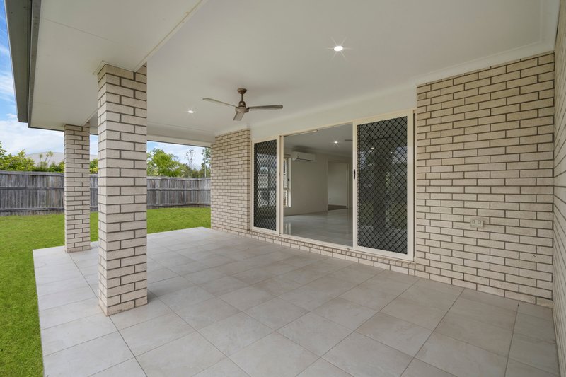 Photo - 9 Pinehill Street, Yarrabilba QLD 4207 - Image 13