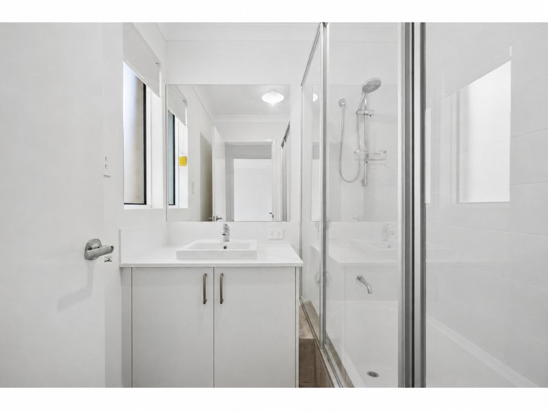 Photo - 9 Piran Lane, Coogee WA 6166 - Image 8