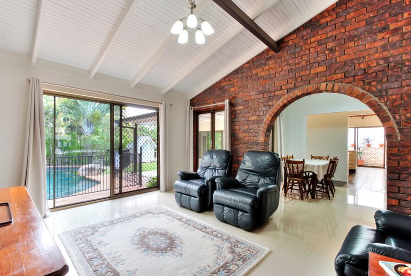 Photo - 9 Plateau Drive, Springwood QLD 4127 - Image 6