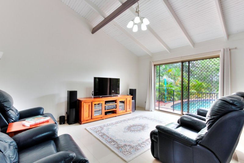 Photo - 9 Plateau Drive, Springwood QLD 4127 - Image 7