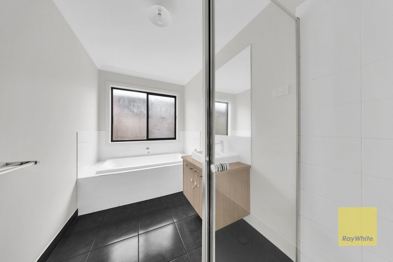 Photo - 9 Plough Avenue, Truganina VIC 3029 - Image 11