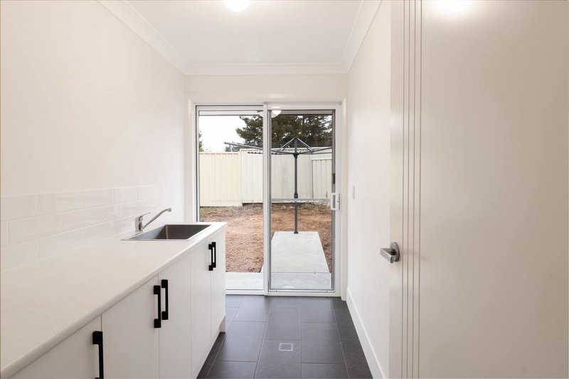 Photo - 9 Pointsfield Place, Armidale NSW 2350 - Image 9