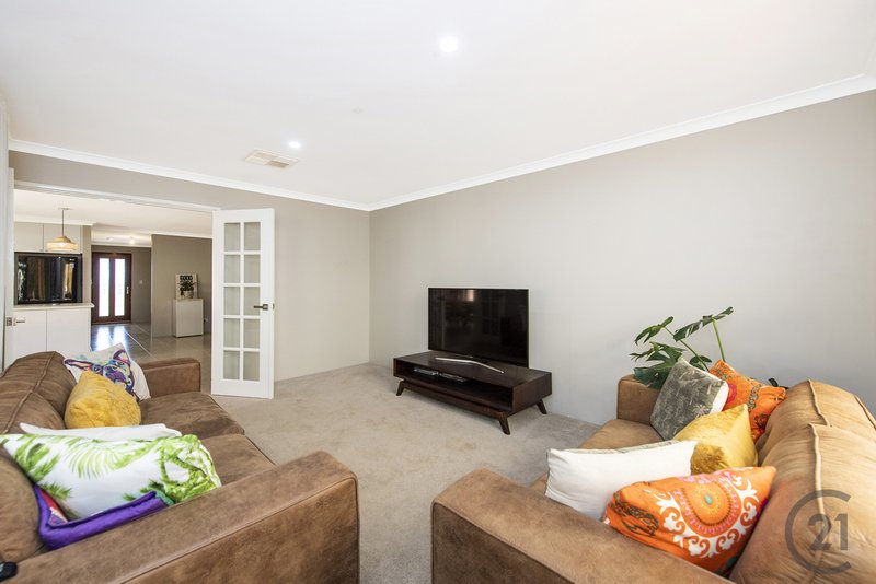 Photo - 9 Possum Drive, Wannanup WA 6210 - Image 16