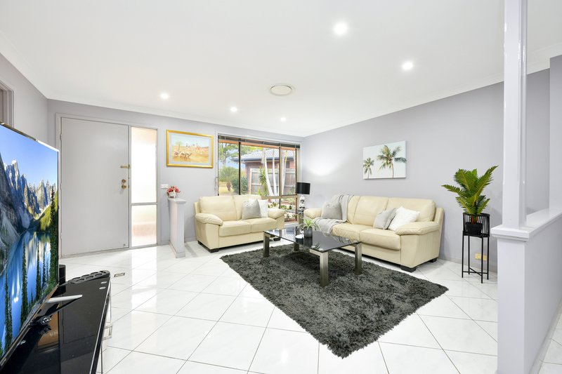 Photo - 9 Preli Place, Quakers Hill NSW 2763 - Image 2