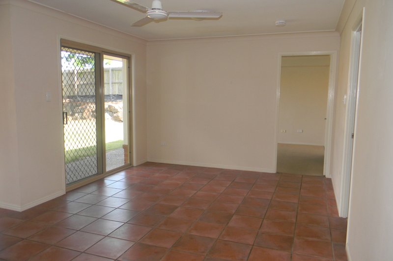 Photo - 9 Prominent Crescent, Upper Coomera QLD 4209 - Image 5