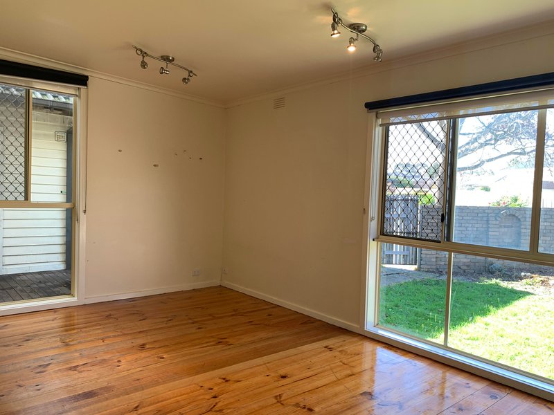 Photo - 9 Prunus Grove, Doveton VIC 3177 - Image 5