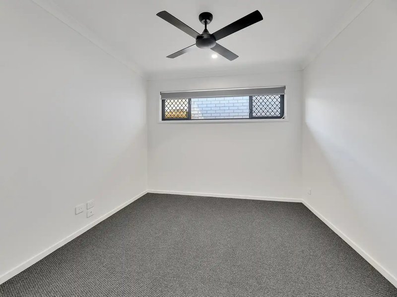 Photo - 9 Pulsar Street, Flagstone QLD 4280 - Image 13