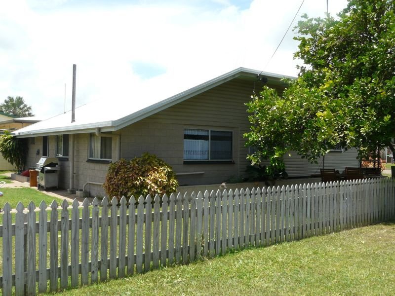 Photo - 9 Rae Street, Ayr QLD 4807 - Image 2