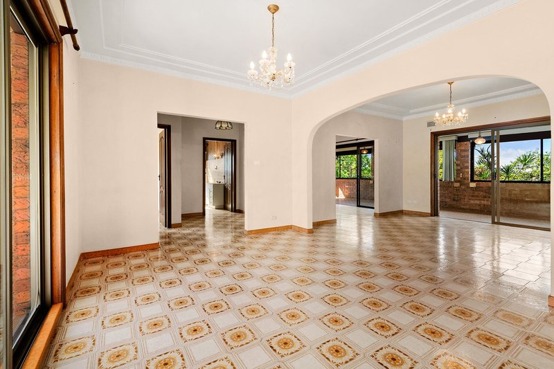 Photo - 9 Ramsgate Road, Kogarah Bay NSW 2217 - Image 2
