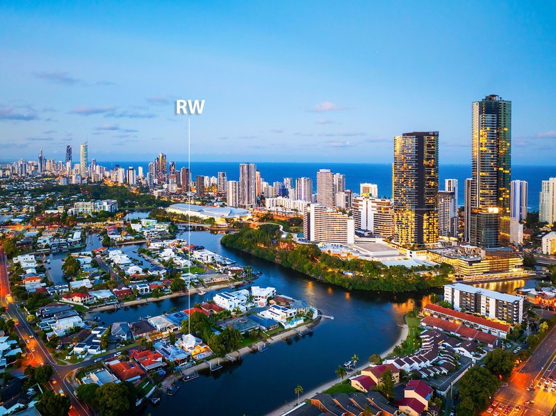 Photo - 9 Rebecca Court, Broadbeach Waters QLD 4218 - Image 2