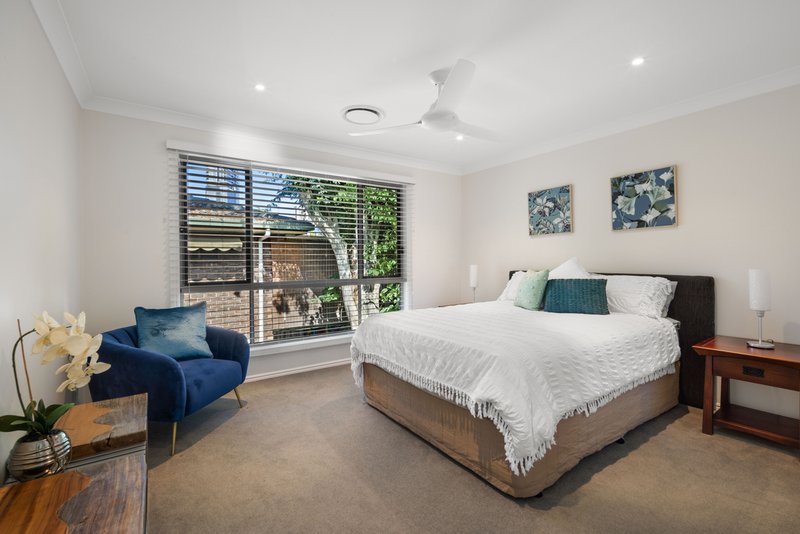 Photo - 9 Rebecca Court, Broadbeach Waters QLD 4218 - Image 20