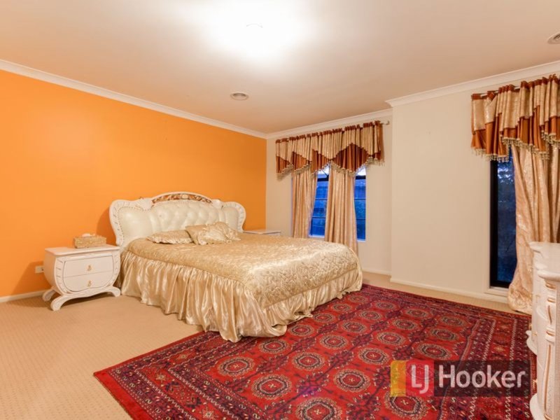 Photo - 9 Redleaf Close, Hampton Park VIC 3976 - Image 12