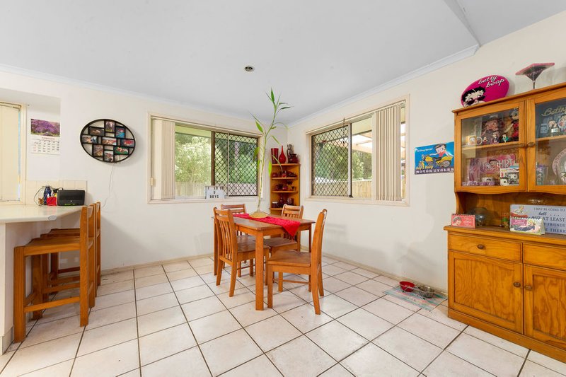 Photo - 9 Redleaf Court, Currimundi QLD 4551 - Image 2