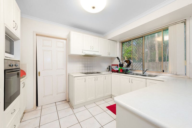 Photo - 9 Redleaf Court, Currimundi QLD 4551 - Image 6